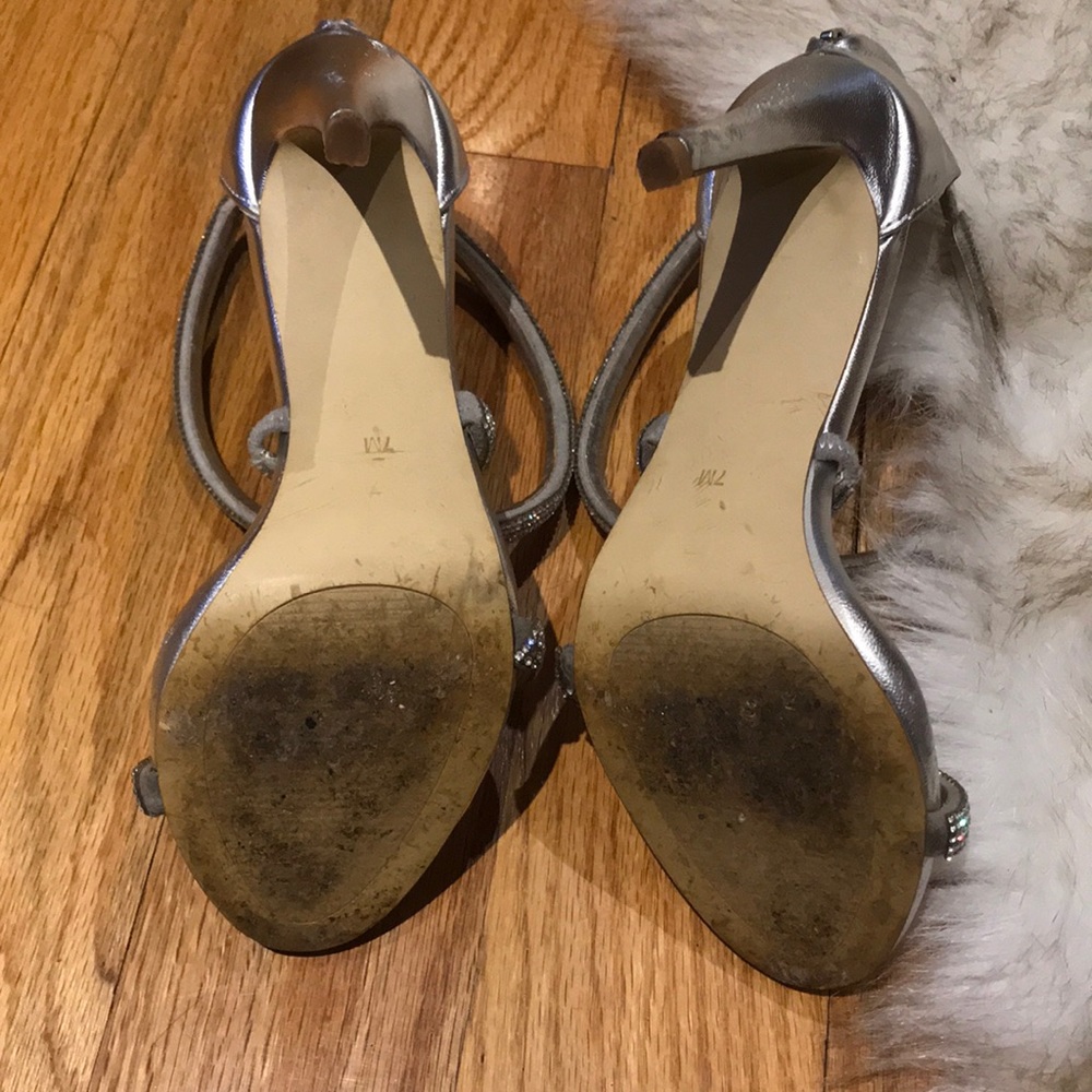 Beautiful Silver Rhinestone Sandals - Picture 5 of 5